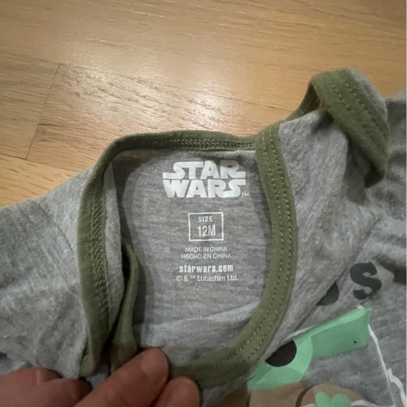 Cute BABY YODA lot: Bodysuit+Pyjama, green/grey, 12months. Never worn! Star Wars - Picture 4 of 4
